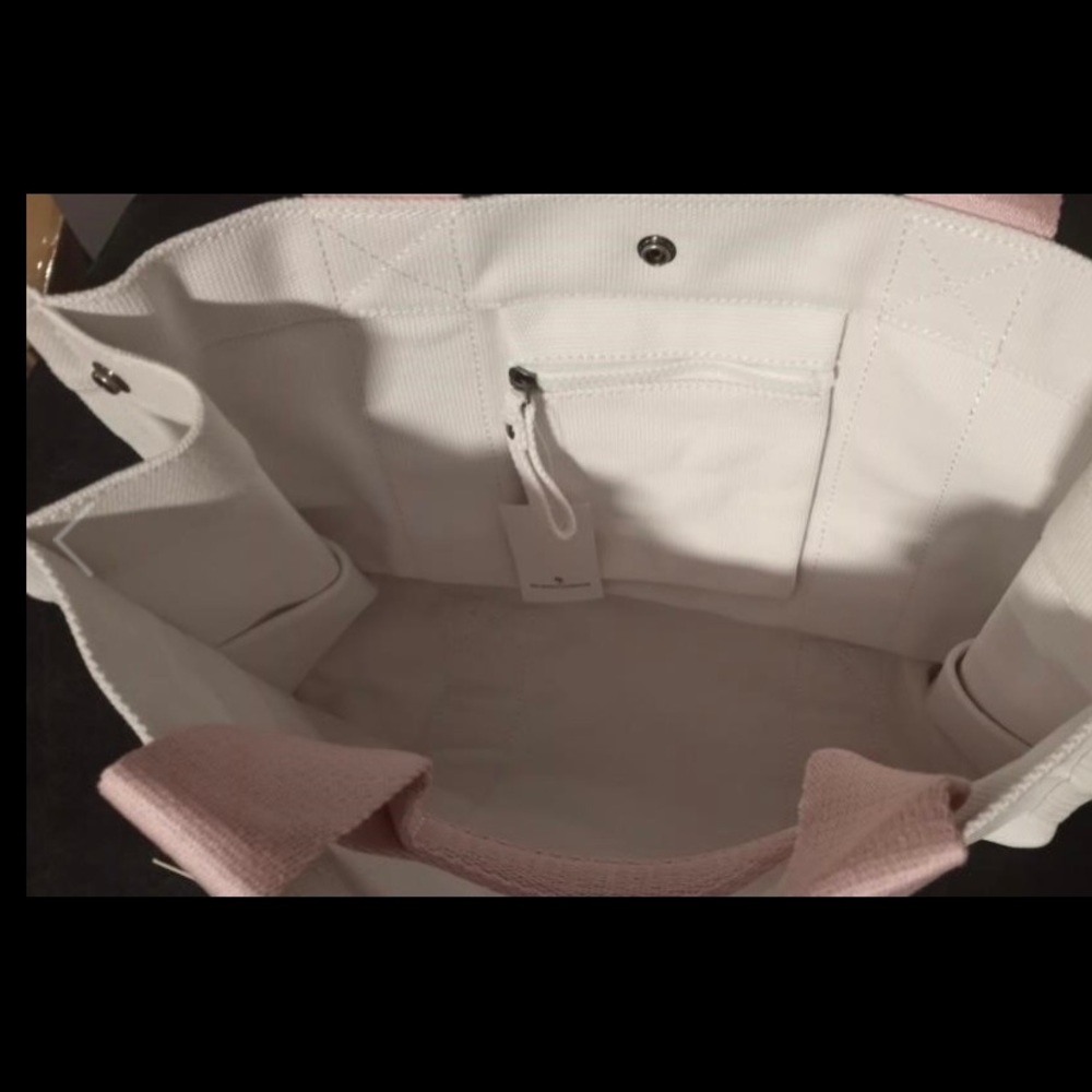 Island Company Large White and Pink Tote Bag - Picture 2 of 10